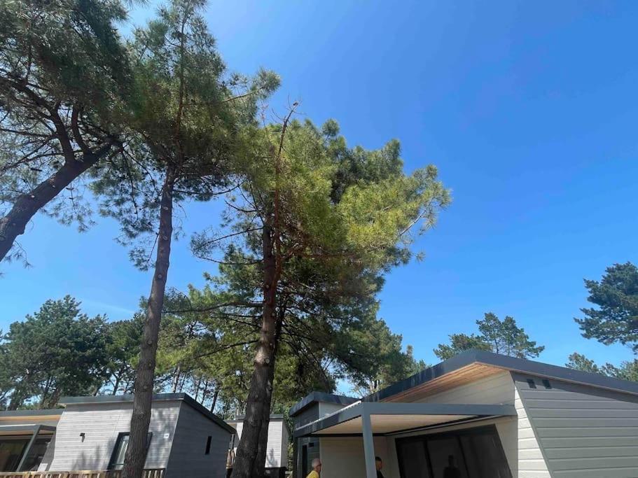 Cottage Dans Parc Residentiel De Loisirs, Piscine, 150M De La Mer Жулувил-ле-Пен Екстериор снимка