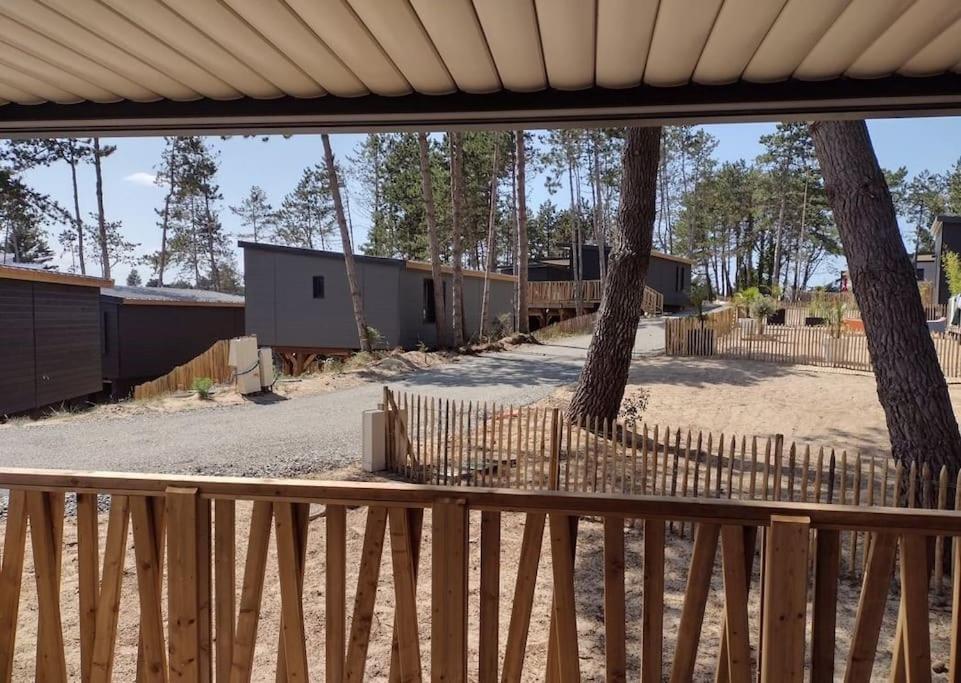 Cottage Dans Parc Residentiel De Loisirs, Piscine, 150M De La Mer Жулувил-ле-Пен Екстериор снимка
